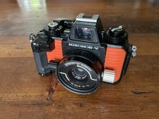 Nikon Nikonos V Underwater 35mm Film Camera Body With f/2.5 35mm Lens / Working