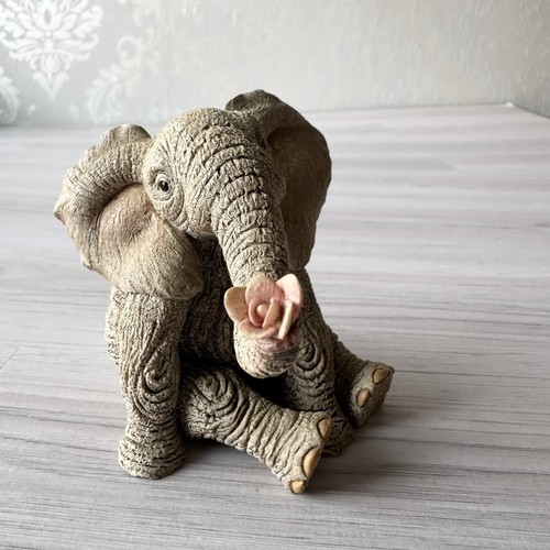 Tuskers elephant clarence - tuskers,