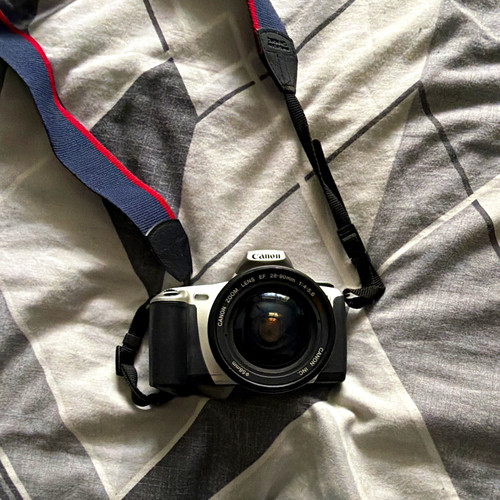 Canon eos compact - eos, 6.3mp