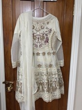 Size S South Asian cream/gold