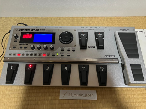 Boss electric guitar - boss, gt-10