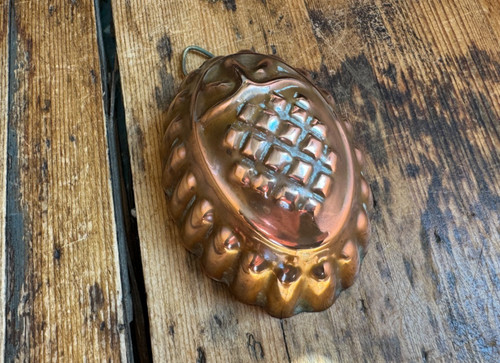 Small vintage copper pineapple - vintage,