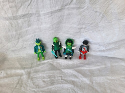 Playmobil people bundle - 4,