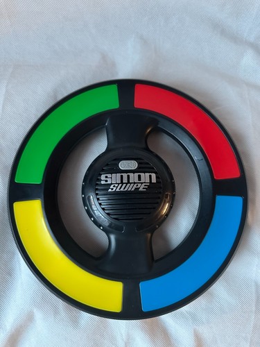 Hasbro simon swipe - hasbro,
