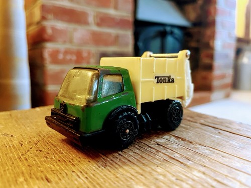 Vintage tonka truck bin - truck/bin, lorry
