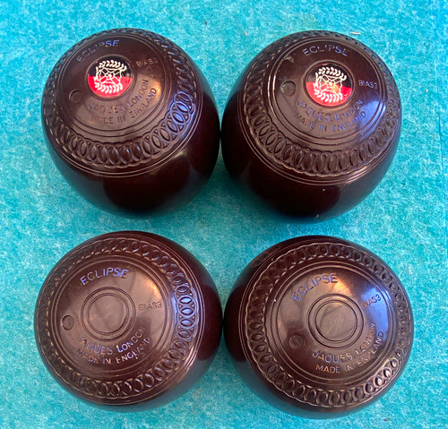 Eclipse size lawn bowls - size, set