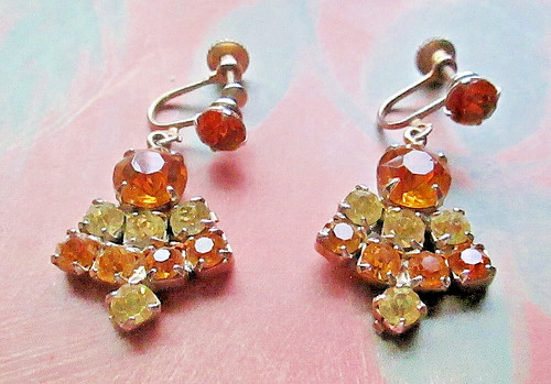 Vintage screw back earrings - back,