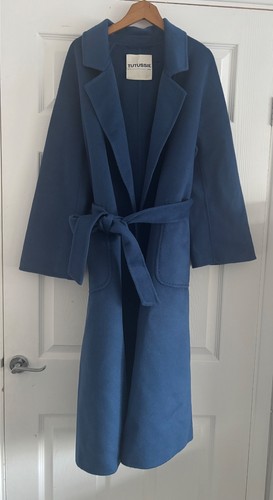 Ladies waterfall wrap around
