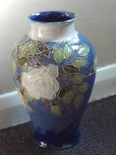 EARLY 20TH CENTURY LARGE STONEWARE ROYAL DOULTON TUBE LINED VASE FLORAL DESIGN