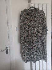 Masai dress xxl snake tribal