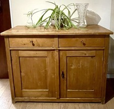 Victorian And Later, Attractive Pine Kitchen Cupboard, With Shelf.