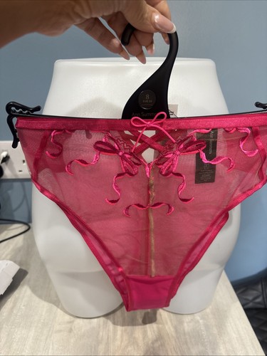 Ann summers bound love - summers,