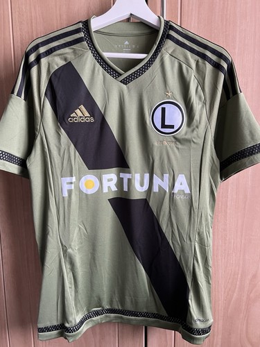 Genuine rare bnwt - rare, legia