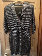 Quiz Stunning Black & Silver