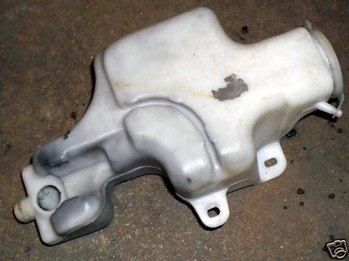 Windscreen washer bottle tank