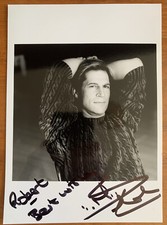 Simon MacCorkindale - Falcon
