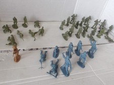 MATCHBOX 1.32 PLASTIC WW11  37 FIGURES,BRITISH,AMERICAN & GERMAN SEE PHOTOS/LIST