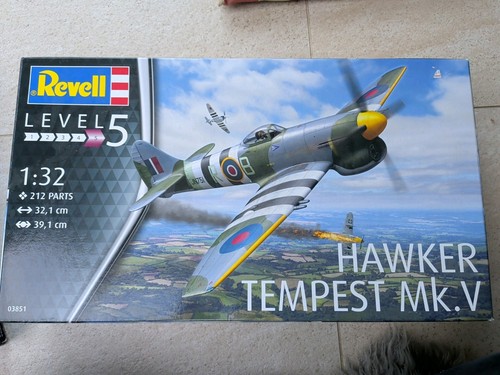 Revell level 32 - revell,