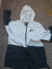 Nike Sportswear Wind Runner