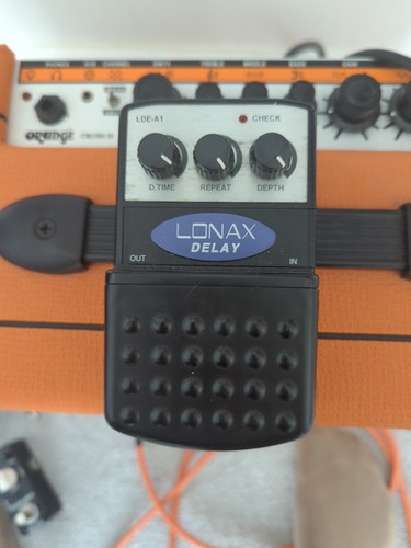 Lonax analog delay pedal 90s - lonax,
