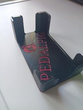 3D PRINTED BLACK BOSS PEDAL BOARD MOUNT/HOLDER WITH PINK PEDAL PIG DESIGN