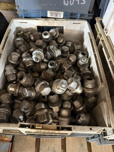 Defender wheel nuts - wheel,
