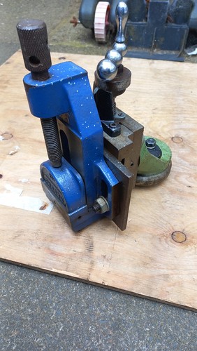 Double swivel vertical - vertical, milling