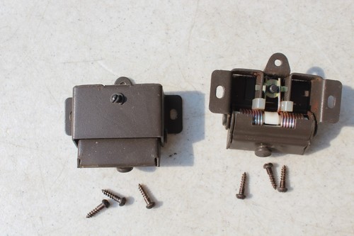Pair dust cover - dust,