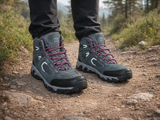 Women's Urban Jacks Walking