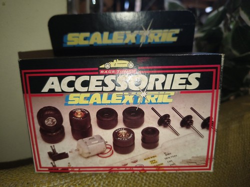 Scalextric race tuned - scalextric,