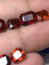 24 Carats Garnet Loose