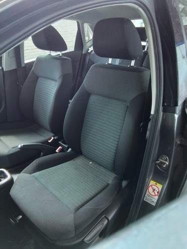 Front seat left volkswagen - front,