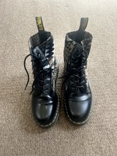 Dr. Martens 1460 Airwair Boots