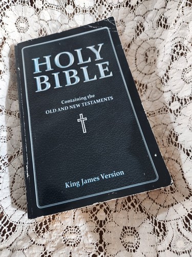 Holy bible king james version - holy,