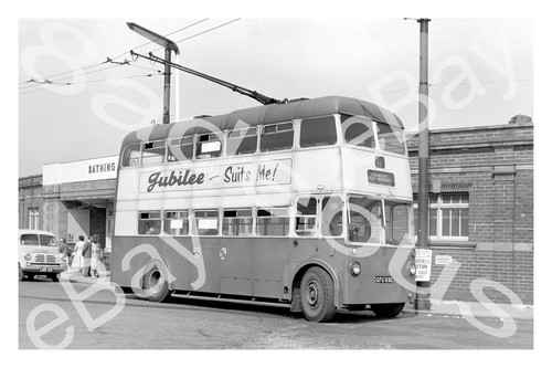 Bus photograph - bus,