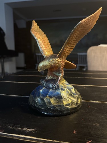 Glass eagle hunter with salmon - eagle,