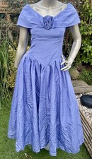 Vintage Retro purple Victorian