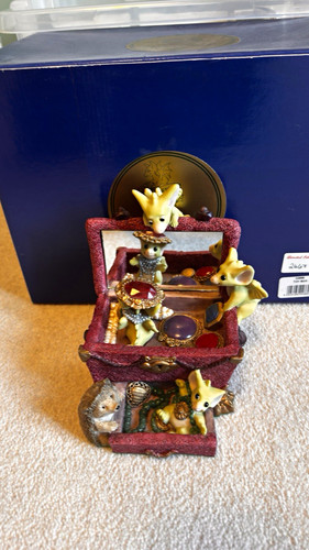 Pocket dragons toy - pocket, box