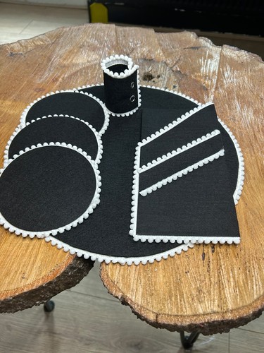 Black felt table set - black,