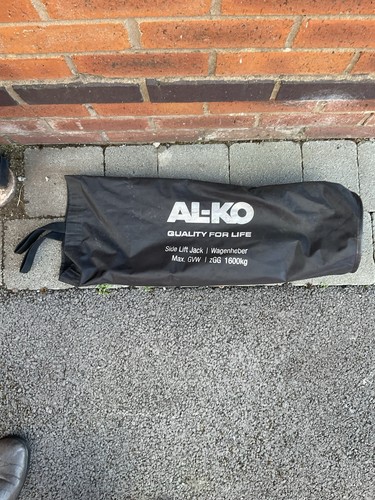 Side lift jack caravan - al-ko,