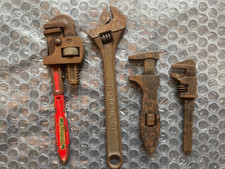 Joblot Of  4 VTG spanner Pipe