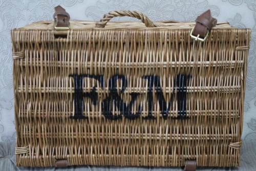 Small fortnam mason - fortnam, wicker