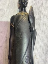 maasai figurine With  Spear 