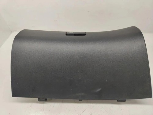 Toyota avensis t25 - toyota, glove