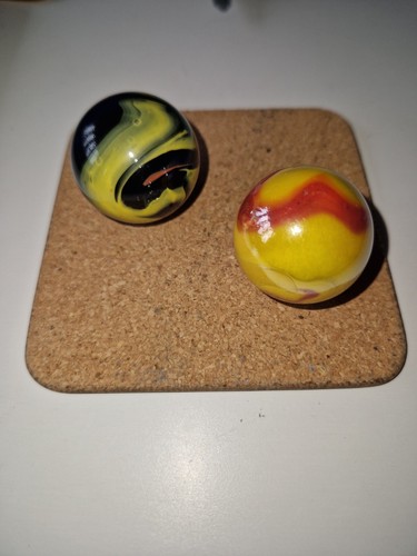 Vintage large thumb sized - vintage,