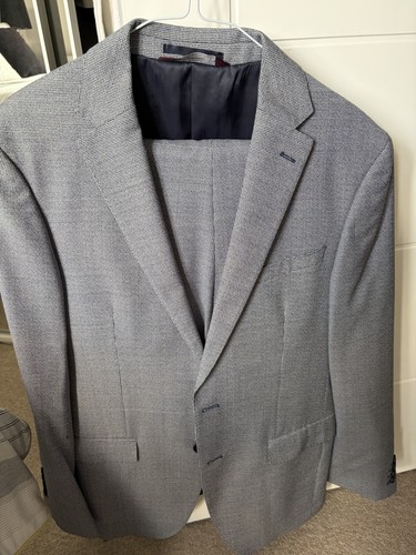 Grey dogtooth suit size 40 - grey,