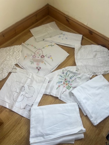 Job lot vintage linens - lot,