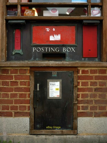 Photo 6x4 postbox and - photo,