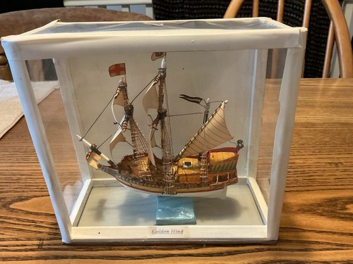 Vintage model the golden - the,