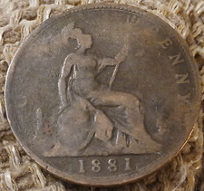 1881 NO H VICTORIAN BUN/YOUNG